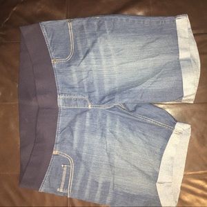 Maternity jean shorts XXL
